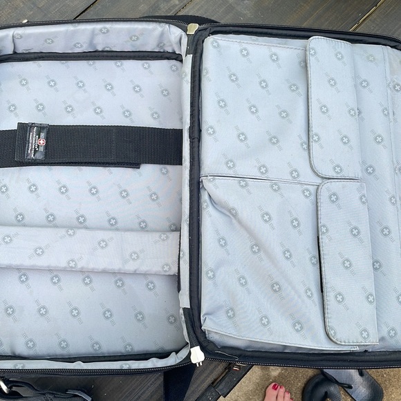 Wenger Laptop Carry Case - Picture 10 of 11